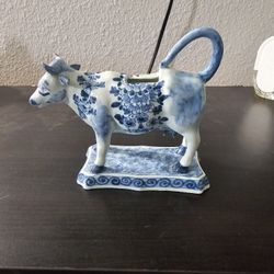 Vintage Creamer Blue And White Cow