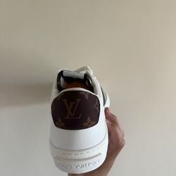 Louis Vuitton charlie sneaker 