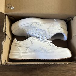 Reebok Women's Club MEMT Sneaker