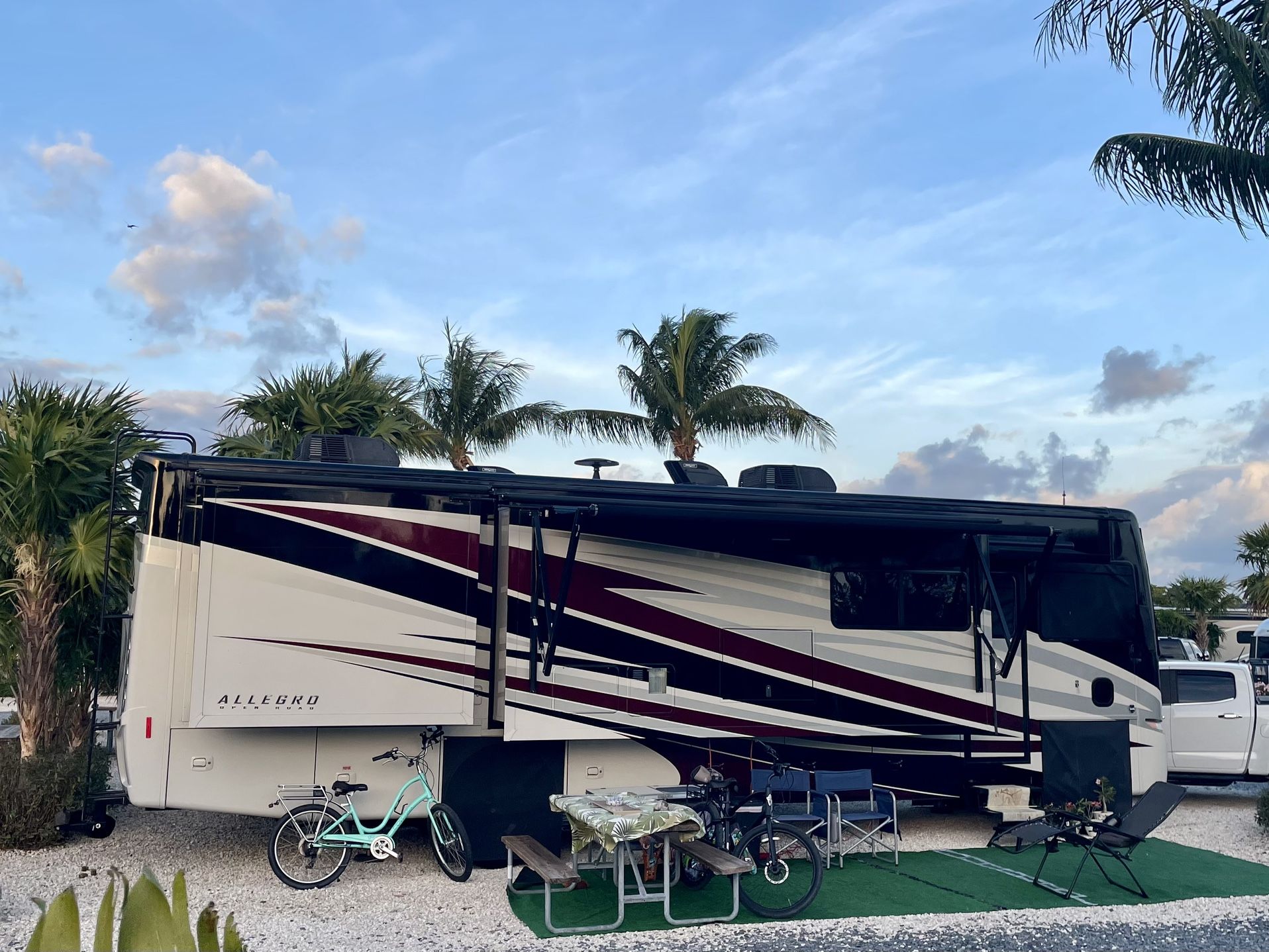 2017 Tiffin 34PA Open Road Allegro