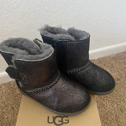 Toddler Boot - UGG Size 6