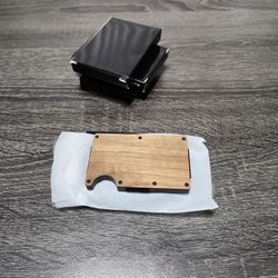 Minimalist Wallet