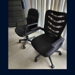 Home Office Desk Chairs $40 Per Chair No Delivery NE Philly