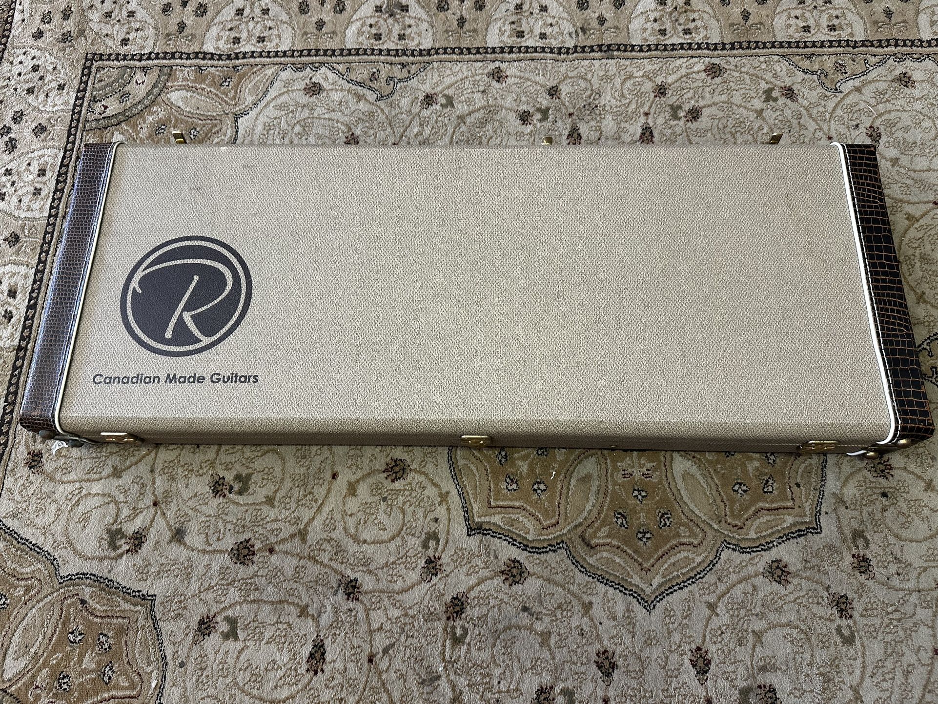 Used Godin Dorchester Electric Guitar Case Great Condition Hard To Find Canada