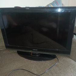 32-in Toshiba