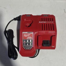 Milwaukee Rapid Charger New 