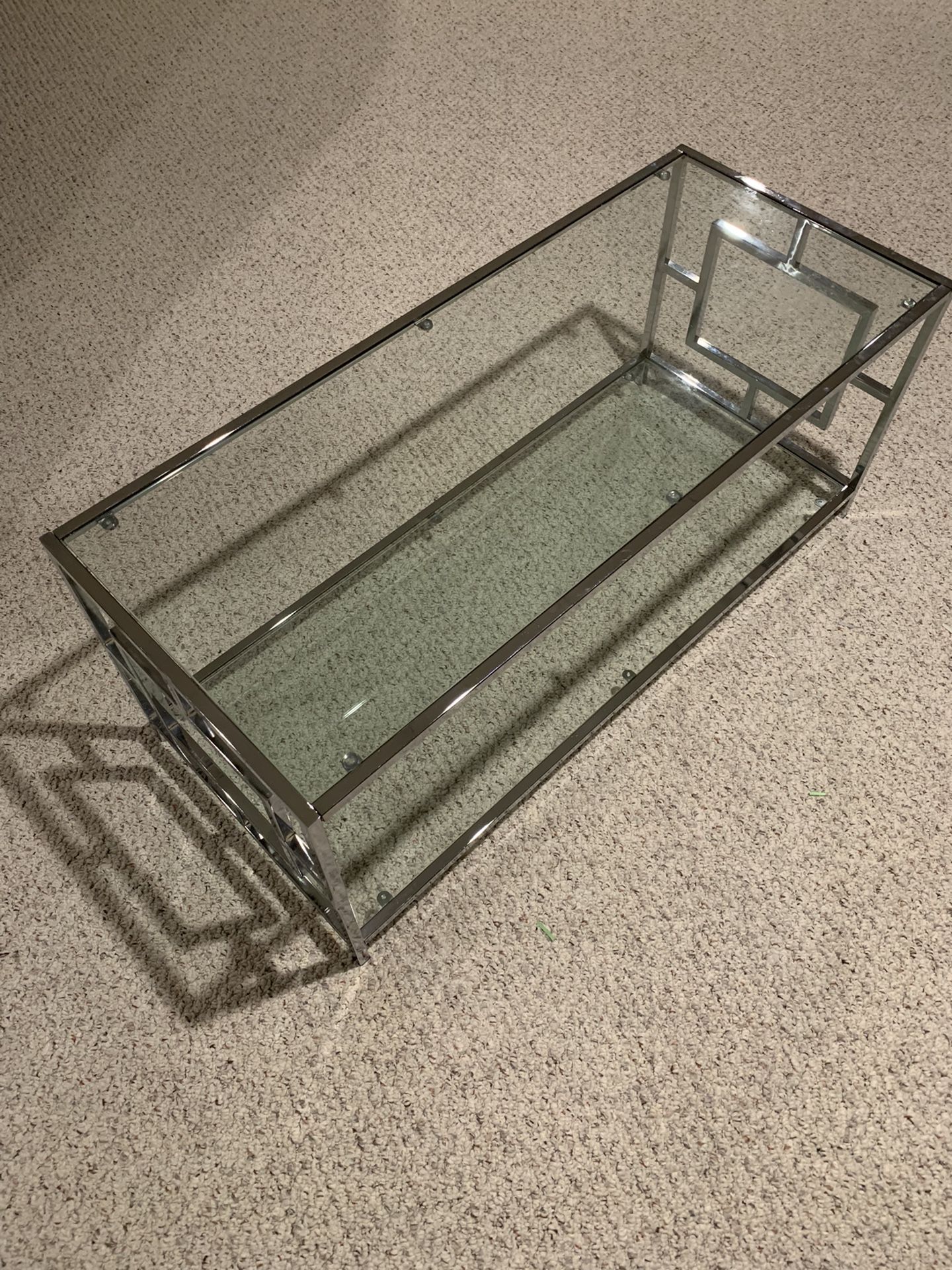 Convenience Concepts Town Square Chrome Coffee Table :: 18"D x 42"W x 18"H Clear Glass / Chrome Frame