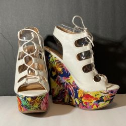 Dollhouse Platform Wedges