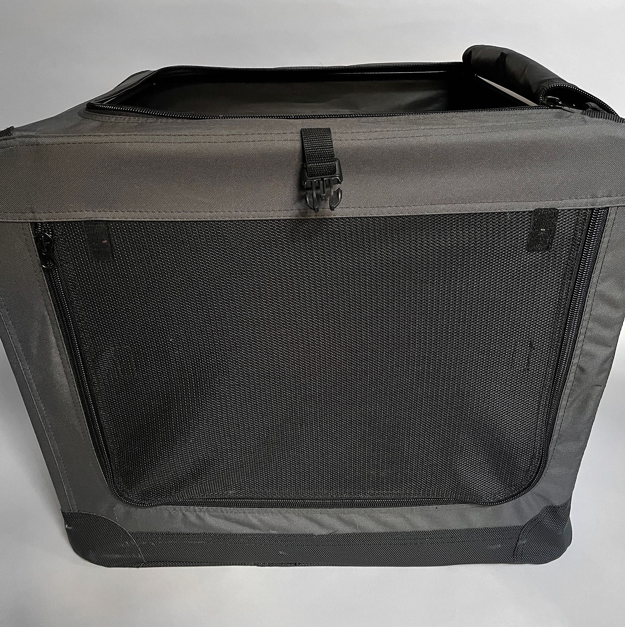 Top Paw® Indoor & Outdoor Portable Dog Crate - Unused
