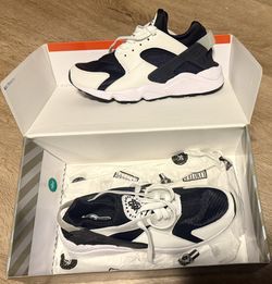 Nike Unisex Air Huarache Shoes - Black / White $80