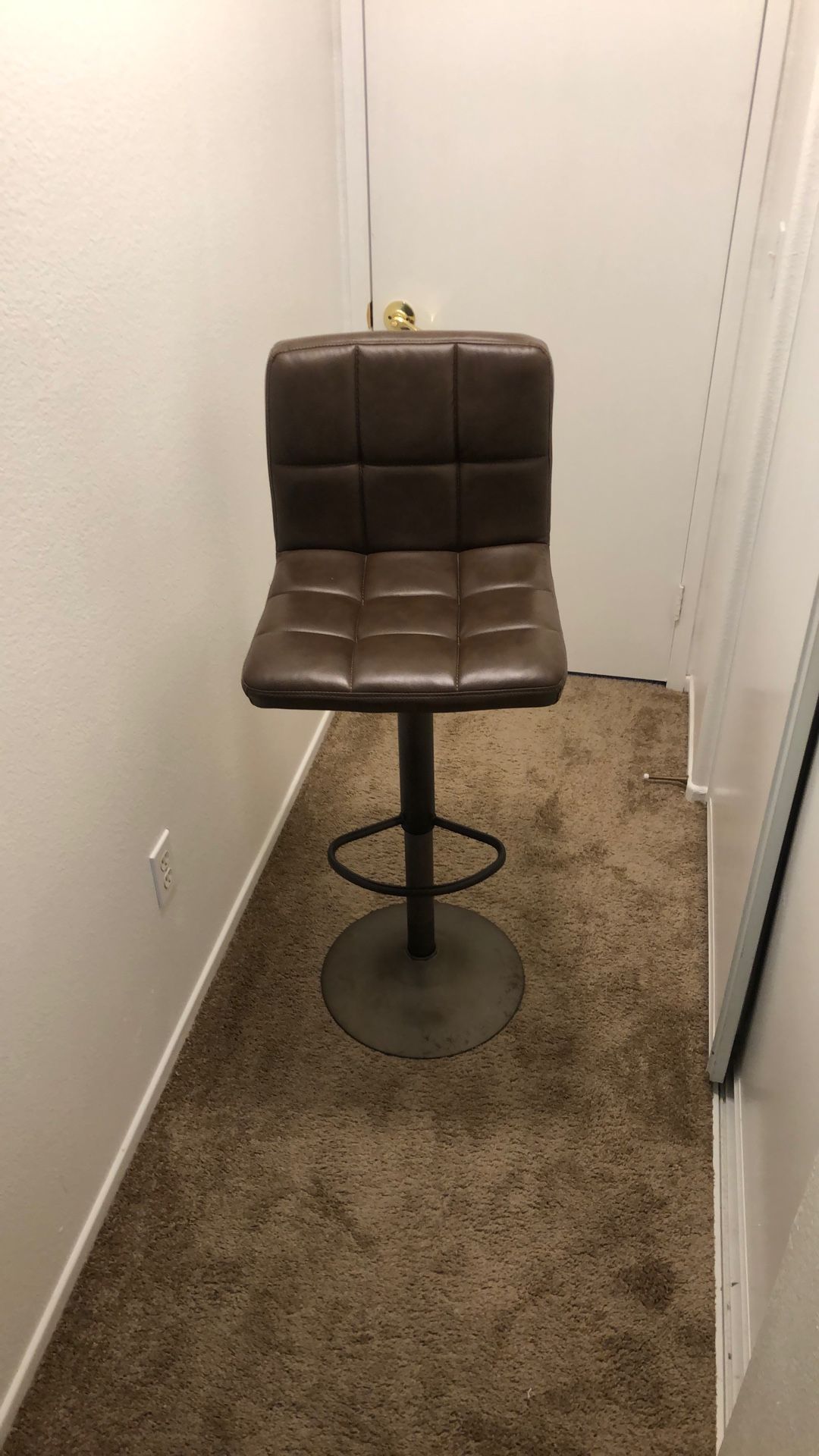 Bar Stool Chair. Kitchen Counter Table.