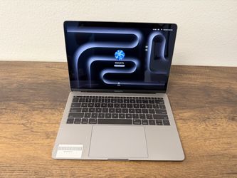 Apple MacBook Pro 13 Inch **256GB SSD 8GB **Only $299