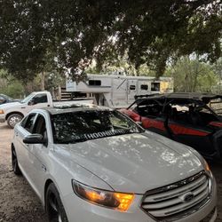 2015 Ford Taurus