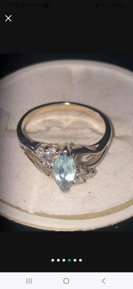 14k White Gold Aquamarine & Diamond Ring 