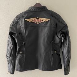 Harley-Davidson 120th Anniversary Bomber Leather Jacket Women’s Size Medium  /  XL