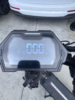 RoadRunner RS5 Pro Scooter – Only 56 Miles