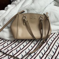 coach purse brand new need itgone