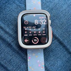 Rose Gold Apple Watch Series 8  45mm