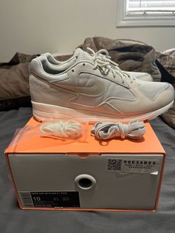 Nike FOG Skylon Light Bone Size 10 $120