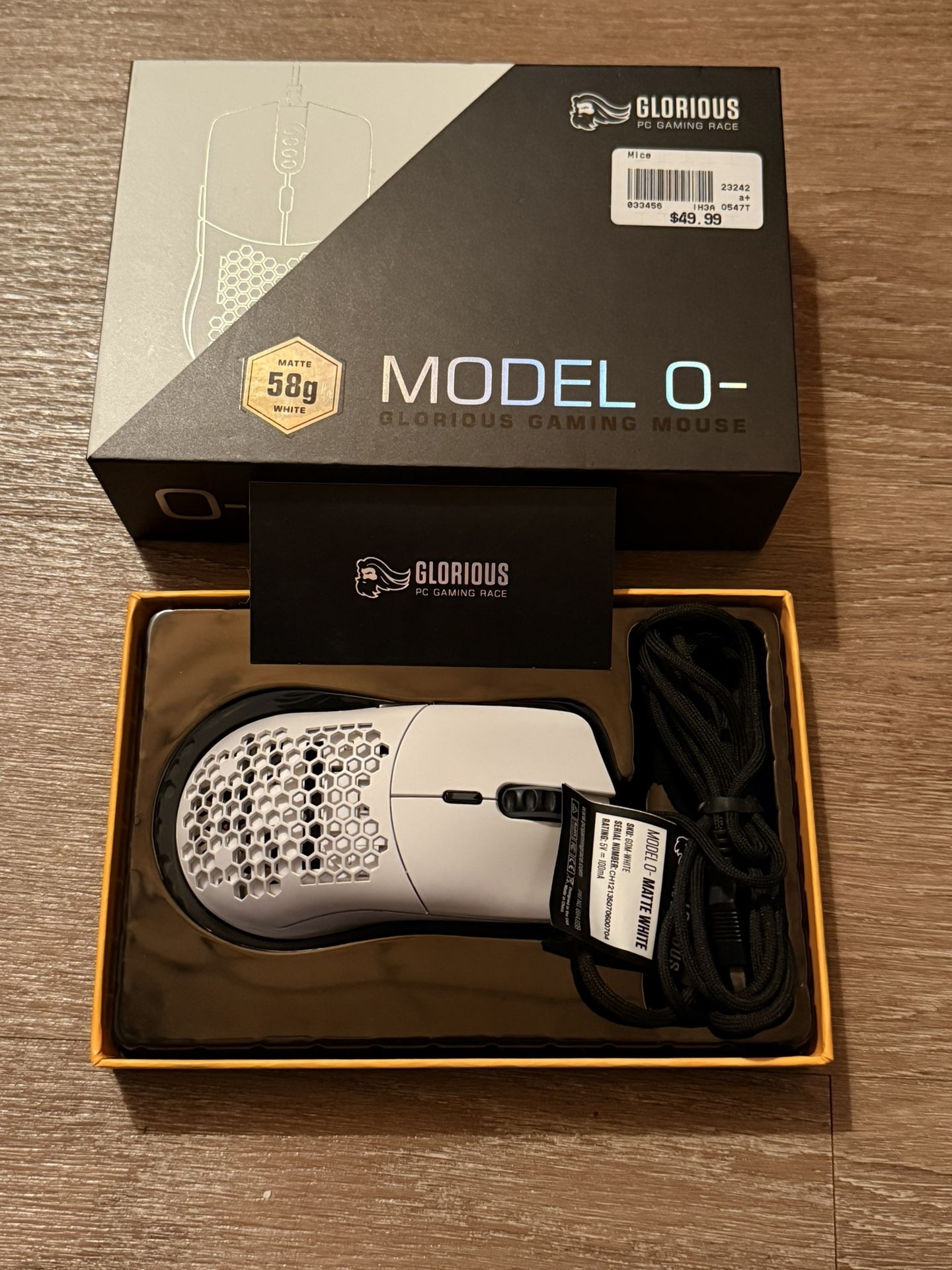Glorious Model O- Wired Mouse (58g Matte White)