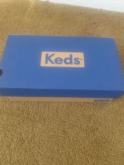 New-Womens Keds Brand New/size 8