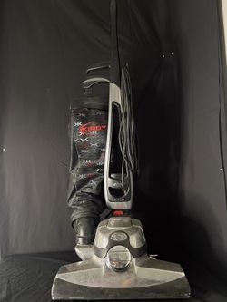 Kirby Avalir 100 Upright Vacuum Cleaner Good Working Condition Used made in USA
