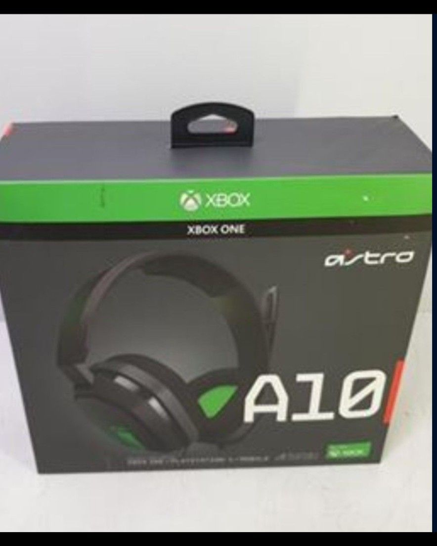 Xbox Headphones Brand New In Box  Wire 