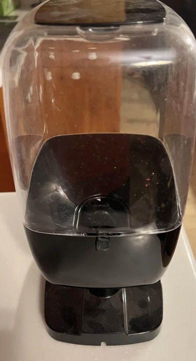 THE SHARPER IMAGE gum Ball Despenser 