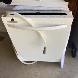 Dishwasher 