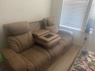 Power Recliner Loveseat with Center Console