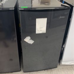 Midea 3.3 CUFT Compact 