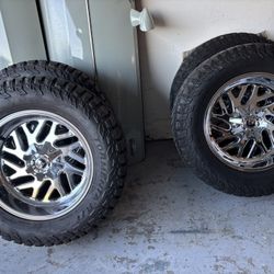20” Fuel Rims W/ Tires