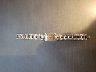 Ladies Watch Sharp New Battery Preowned. Very good condition.