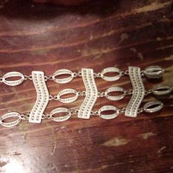 Stella &  Dot Retro Jewelry Necklace