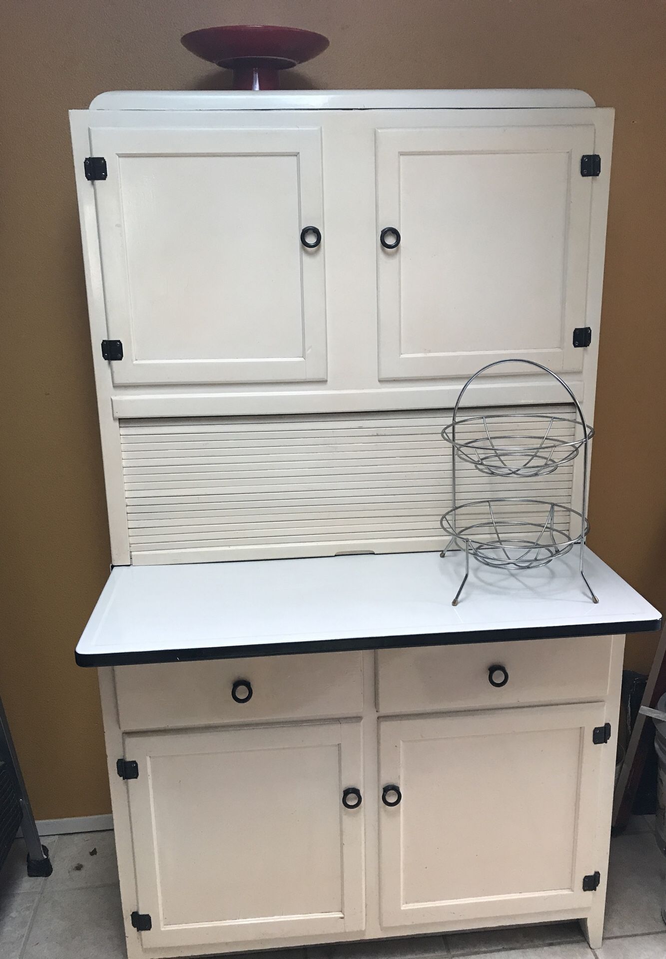 Hoosier kitchen cabinet