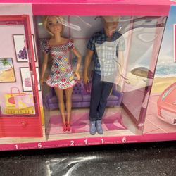 Barbie Car And Closet Set