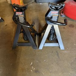 Craftsman 2 Ton Stands 