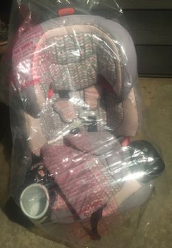 Graco 3 in 1 car seat and 2 booster