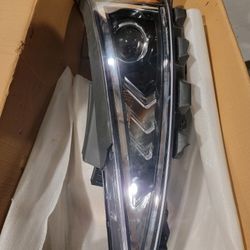 19-20 HYUNDAI ELANTRA HEADLIGHT (Driver)