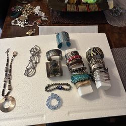 Bracelets and bangles. Ask for prices