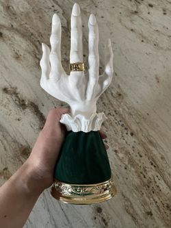 Bath And Body Works/ Witches Hand 