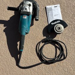 Makita Angle Grinder 