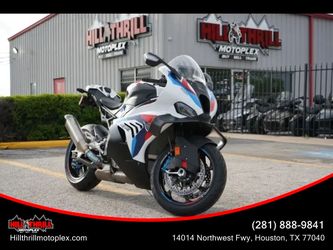 2026 BMW M1000RR (CARBON WHEELS)
