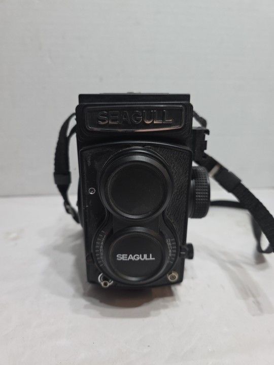 Seagull 4A-105 6x6 Film Camera