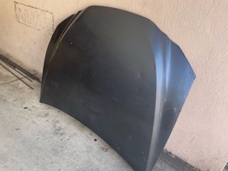 2024 Toyota corola cross hood used Oem