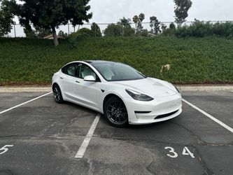 2021 Tesla Model 3 - Clean Title - 1 Owner
