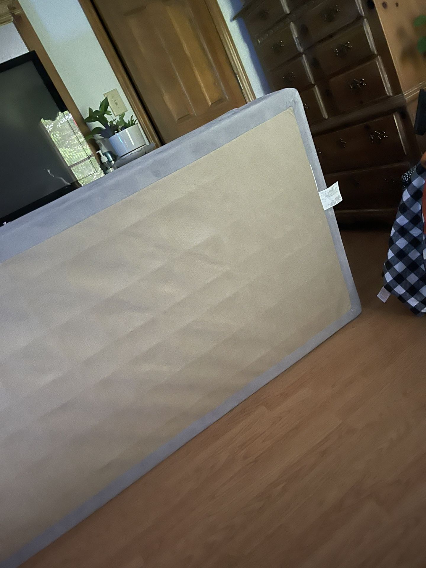 Long Twin Or king Box Springs for Sale in Graham, NC OfferUp