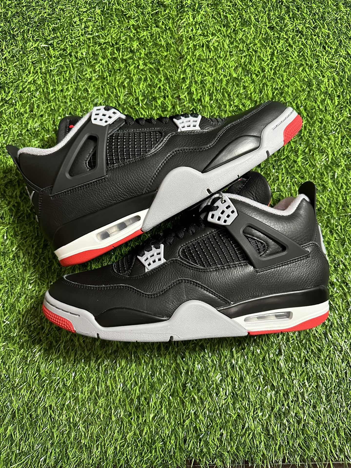 Jordan 4 ‘Bred’ 11M New 