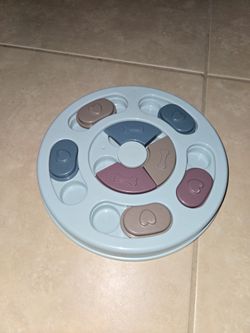 Interactive dog puzzle toy slow feeder