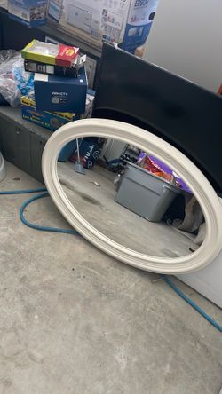 Oval mirror